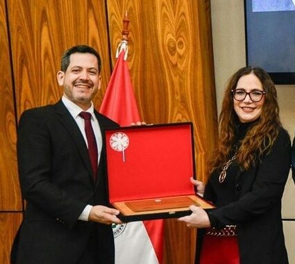Clara Franco recibe el premio “Emiliano R. Fernández” por su aporte a la cultura popular