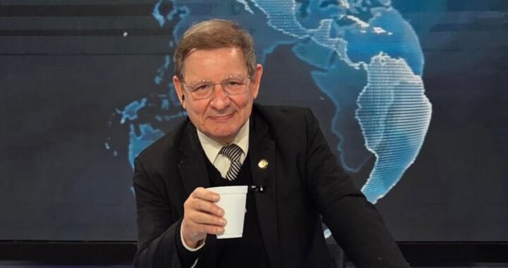 Diputados impulsan homenaje a Carlos Martini por su aporte cultural y comunicacional