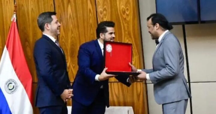 Diputados reconocen a Gustavo Cabaña con el premio Emiliano R. Fernández