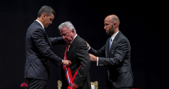 Orden Nacional del Mérito y “Mborayhu Porã”, homenaje a la vida y obra de Luis Szarán