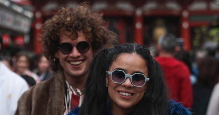 Jennifer Hicks se desnuda por el arte en “Blues en las Vegas” y revela su proceso creativo