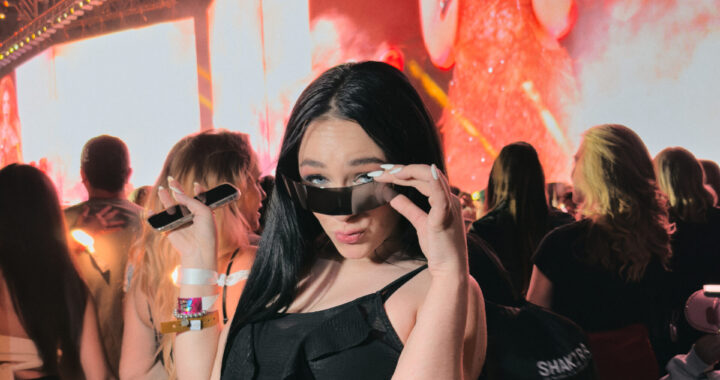 Nath Aponte, la primera paraguaya en hacer la “Caminata de la Loba” junto a Shakira en Chile