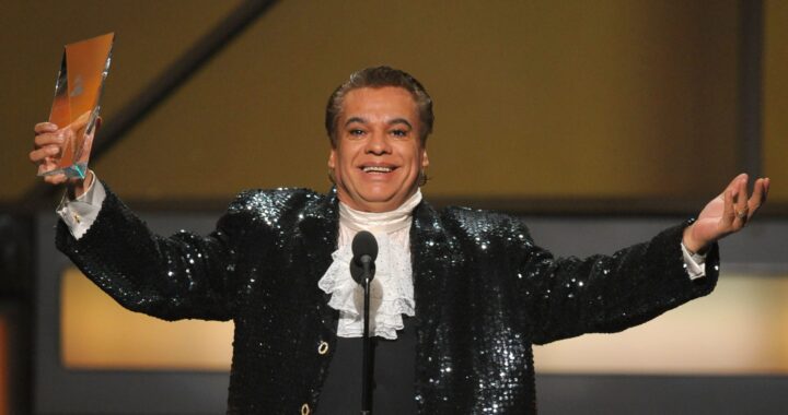 El lado más vulnerable de Juan Gabriel sale a la luz en nuevo documental de Netflix