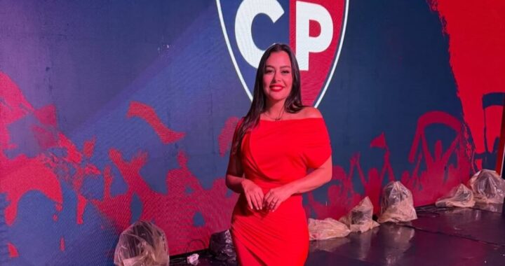 Larissa Riquelme encendió el lanzamiento de “Cerro Primero” con pasión y fervor azulgrana