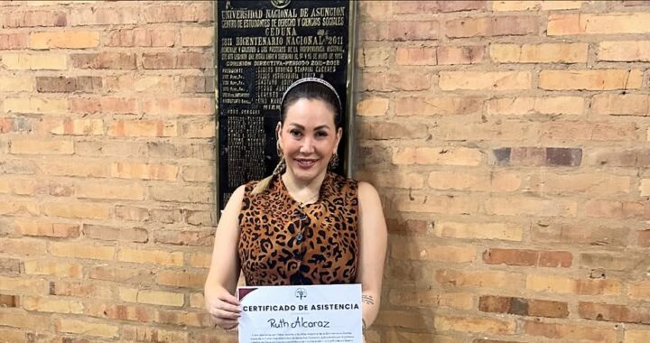 Ruth Alcaraz cierra su etapa sensual y se enfoca en su carrera como abogada