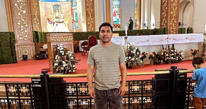 Salvador Cabañas cumple su promesa y llega a Caacupé con fe renovada