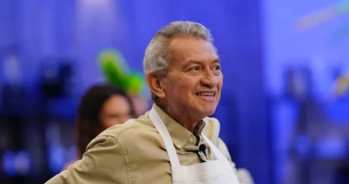 Ramón Silva recibió la donación solidaria tras el festival a su beneficio