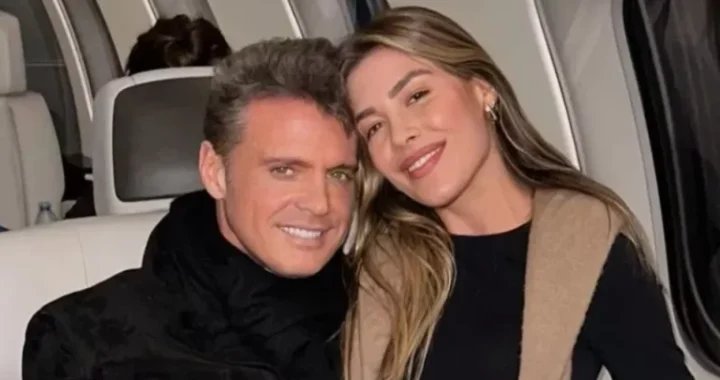 La hija de Luis Miguel emociona al compartir una foto inédita junto al cantante