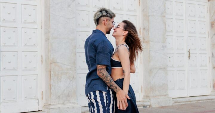 Julio Enciso se tomó unas vacaciones románticas y sorprendió con su tremendo estado físico