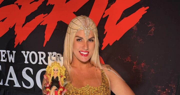 ¡Reina en Nueva York! Lilian Ruíz deslumbró en la alfombra roja y recibió emotivo regalo