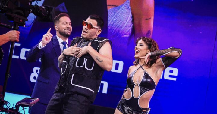 Intentó conquistar a su excompañera en televisión y rebotó en directo