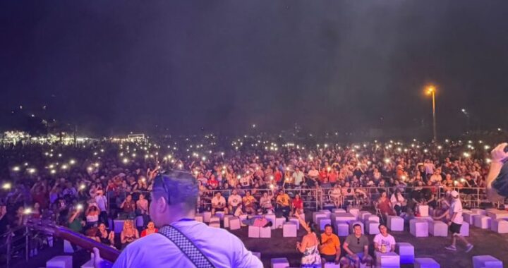 Vendieron más de 10.000 entradas y la gente respaldó a full a Hugo Javier