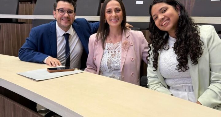 Tras 12 años de lucha, la hija de José Ayala ya lleva oficialmente su apellido