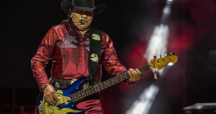 Bronco inicia su gira internacional en San Bernardino